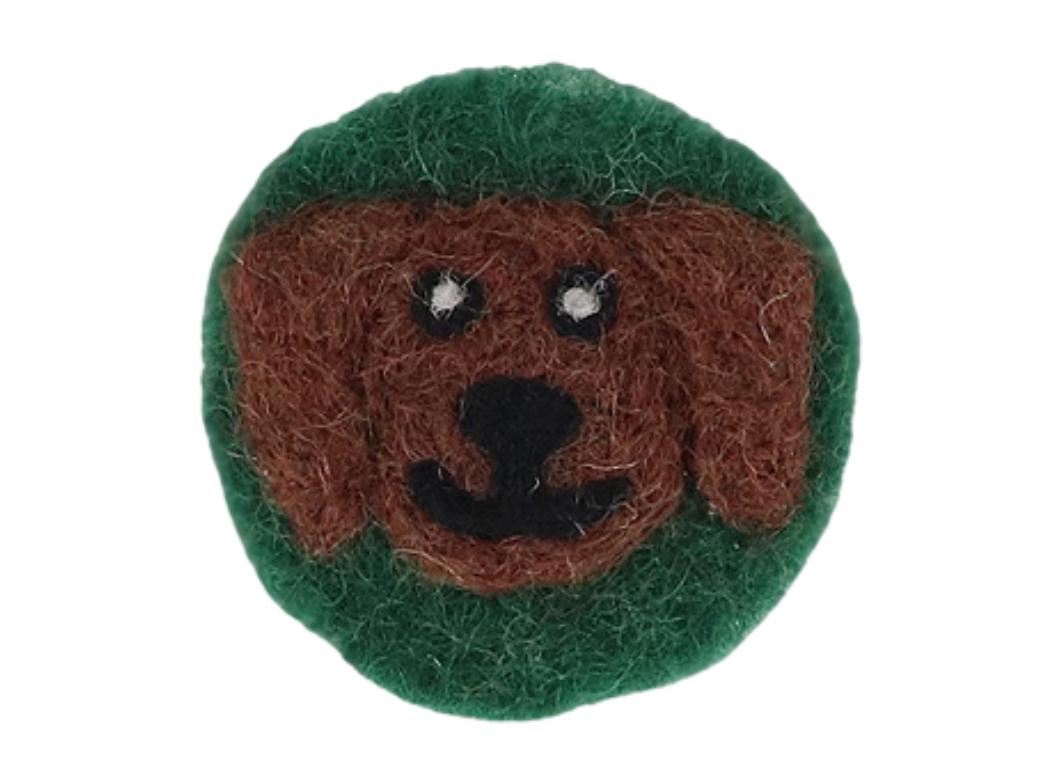 Filzsticker Labrador im Set mit Filznadel und Holzgriff, gr�n